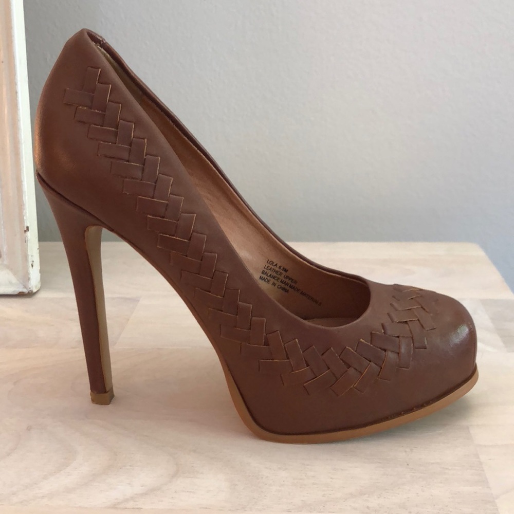 Kelsi Dagger Brown Leather Platform Pumps